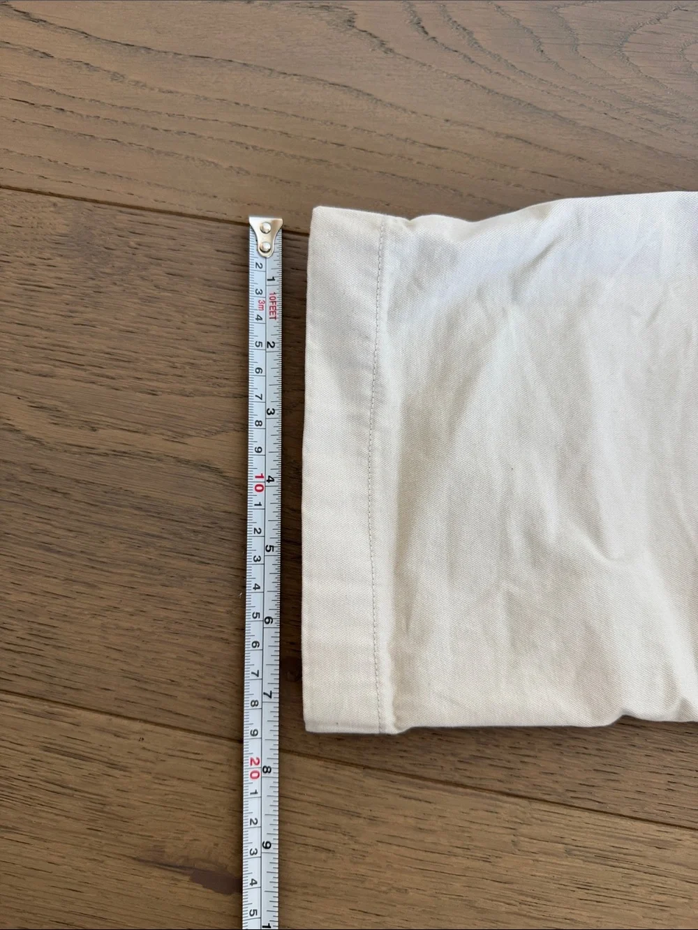 VINCE Men's Cream Cargo Pants in Size 31